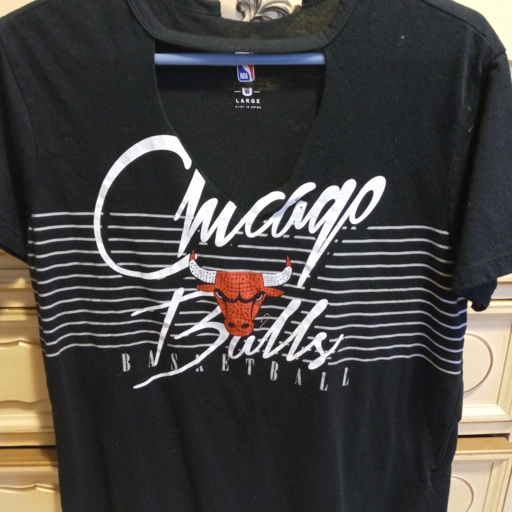 Chicago Bulls Shirt Size Large